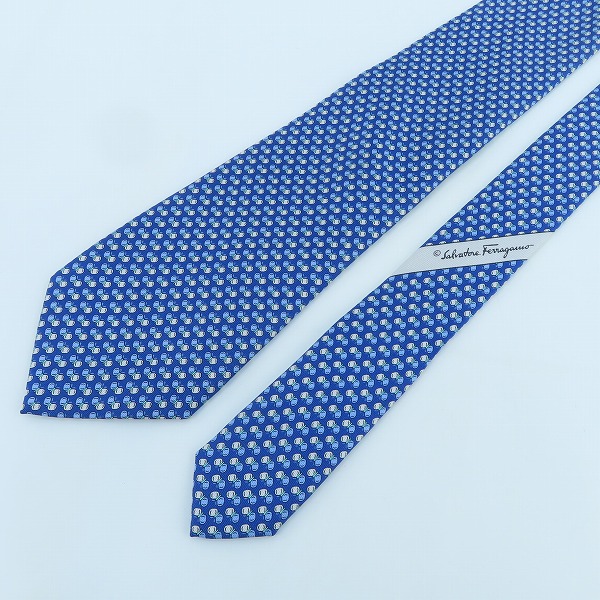 実際に弊社で買取させて頂いたSalvatore Ferragamo/サルヴァトーレ フェラガモ 蝶総柄 ネクタイの画像 1枚目