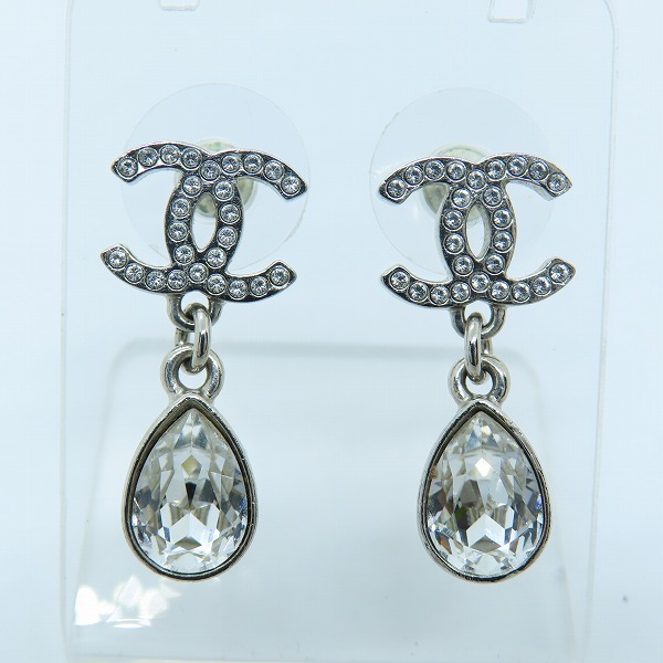 実際に弊社で買取させて頂いたCHANEL/シャネル ココマーク ラインストーン ドロップピアスの画像 1枚目