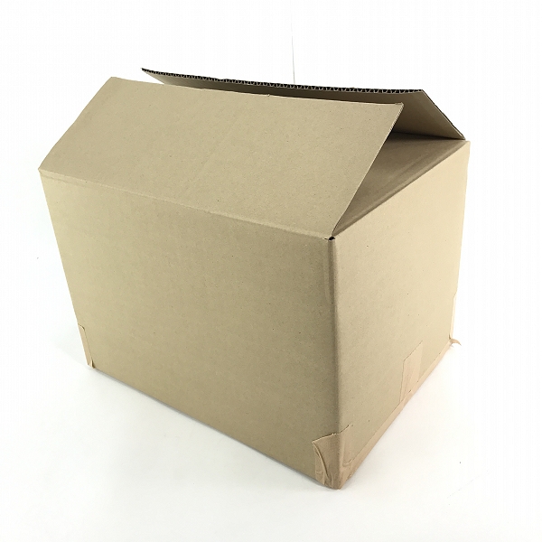 実際に弊社で買取させて頂いた【おまとめ】ZARA/ザラ Champion/チャンピオン adidas/アディダス 等 Tシャツ/アロハシャツ/スウェット メンズ/レディースの画像 2枚目