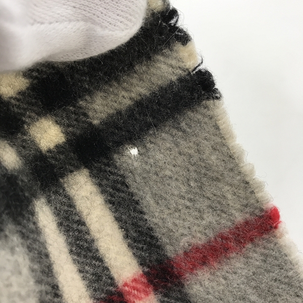 実際に弊社で買取させて頂いたBurberry's/バーバリーズ ノヴァチェックマフラー カシミア100% グレーの画像 7枚目