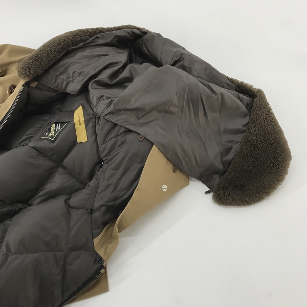 実際に弊社で買取させて頂いたBACKBONE×GORE TEX/バックボーン×ゴアテックス ダウンジャケット ベージュ BB13W-B14/Mの画像 5枚目