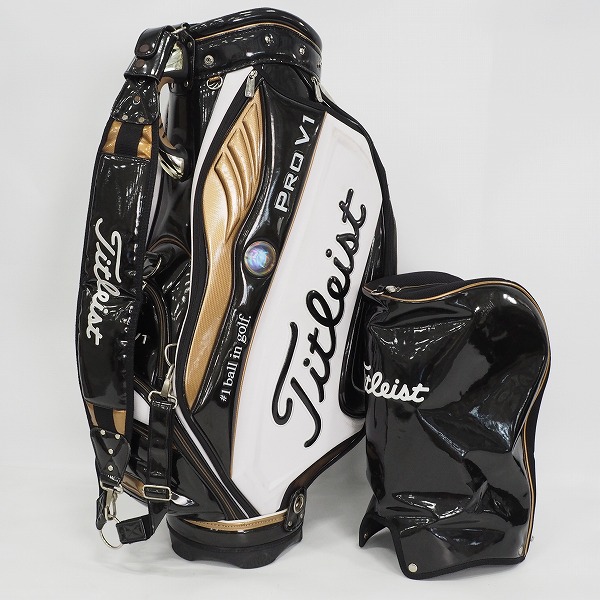 実際に弊社で買取させて頂いたTitleist/タイトリスト CB5V1 PRO V1限定モデル ゴルフ 9.5型 5分割キャディバッグ ブラックｘホワイトｘゴールド