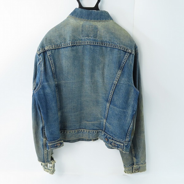 実際に弊社で買取させて頂いたLEVIS/リーバイス 557 60sオリジナル 3rd  ビッグE ボタン裏刻印D デニムジャケット/46の画像 1枚目