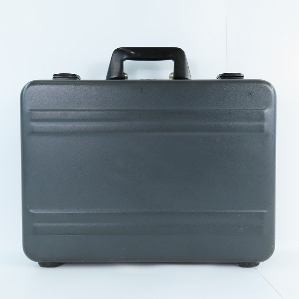 実際に弊社で買取させて頂いたZERO HALLIBURTON/ゼロハリバートン ブラック ダイヤル式 アタッシュケースの画像 1枚目