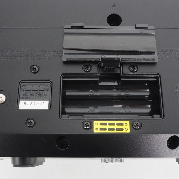 実際に弊社で買取させて頂いた【美品/動作確認済】Roland/ローランド MOBILE CUBE モバイルキューブ ギターアンプの画像 4枚目