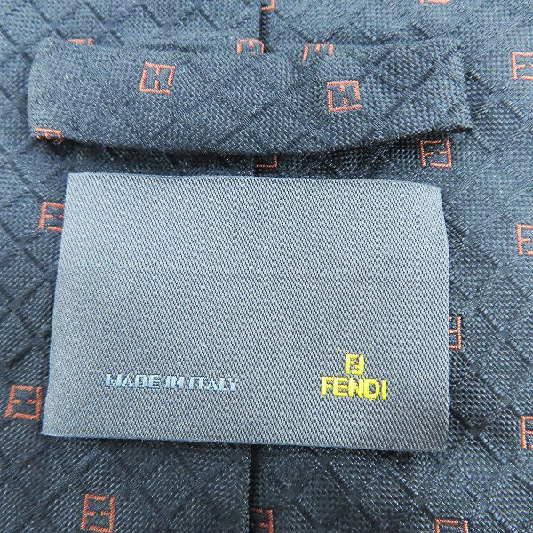 実際に弊社で買取させて頂いたFENDI/フェンディ ロゴ総柄 ネクタイの画像 3枚目
