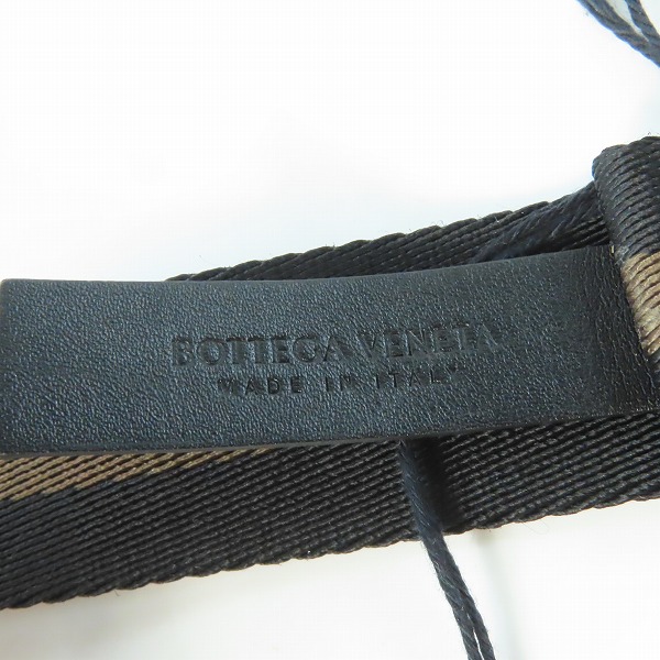 実際に弊社で買取させて頂いた【未使用】BOTTEGA VENETA/ボッテガヴェネタ リボンストラップ ボーダー ライン ベルト 629663 VBWJ1 8552の画像 3枚目