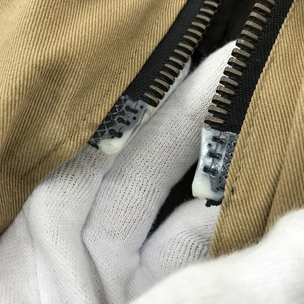 実際に弊社で買取させて頂いたBACKBONE×GORE TEX/バックボーン×ゴアテックス ダウンジャケット ベージュ BB13W-B14/Mの画像 8枚目