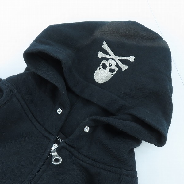 実際に弊社で買取させて頂いたmastermind JAPAN/マスターマインド ジャパン ジップアップ 刺繍 パーカー MC2-SW39-027/Mの画像 5枚目