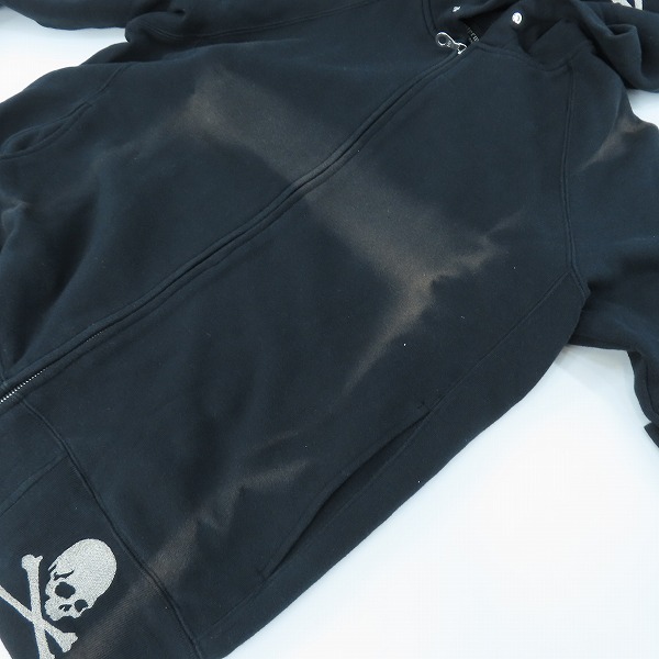 実際に弊社で買取させて頂いたmastermind JAPAN/マスターマインド ジャパン ジップアップ 刺繍 パーカー MC2-SW39-027/Mの画像 7枚目