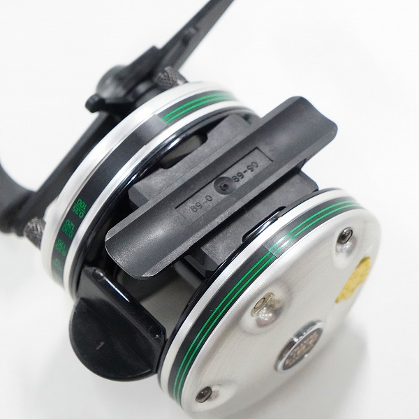 実際に弊社で買取させて頂いたAbuGarcia/アブガルシア Ambassador POWER 4 アンバサダー 右ハンドル ベイトリール 箱付きの画像 7枚目