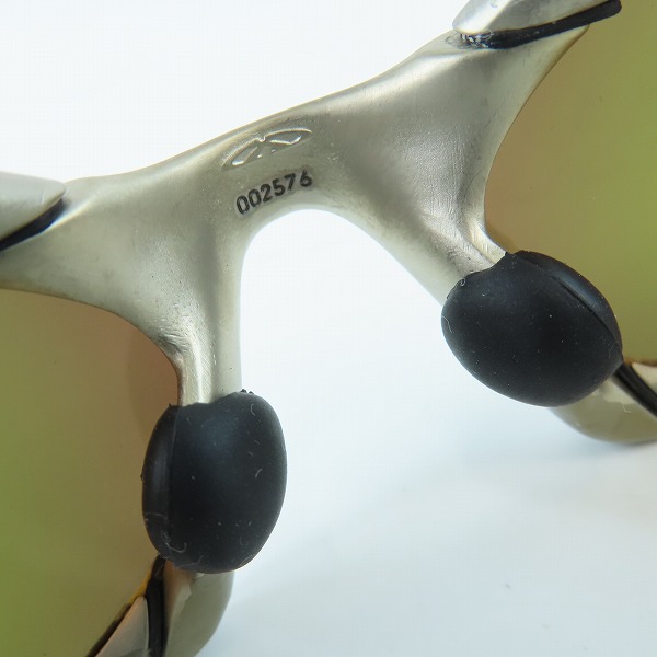実際に弊社で買取させて頂いたOAKLEY/オークリー ROMEO/ロメオ X-METAL サングラス/アイウェア 04-102の画像 3枚目
