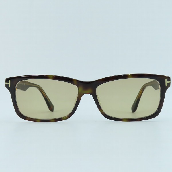 実際に弊社で買取させて頂いたTOM FORD/トムフォード サングラス/アイウェア  TF5146 56B 