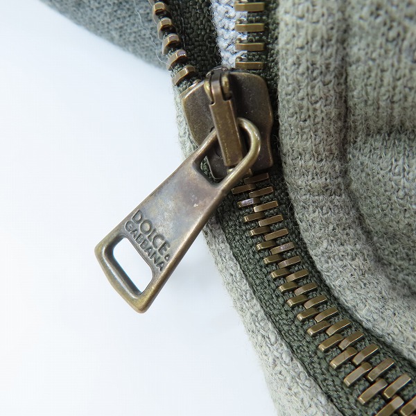 実際に弊社で買取させて頂いたDOLCE&GABBANA/ドルチェ&ガッバーナ プレート ロゴ付ジップパーカー G9R35G 52の画像 5枚目