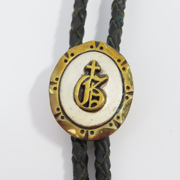 実際に弊社で買取させて頂いた（3）GANGSTERVILLE×Galcia/ギャングスタービル×ガルシア G ループタイ/ボロタイ/ブラス/シルバーの画像 1枚目