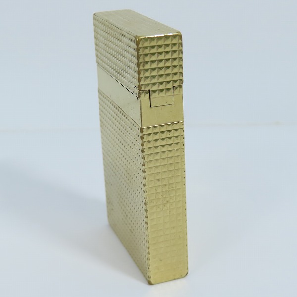 実際に弊社で買取させて頂いたS.T.Dupont /デュポン LIGNE2/ライン2 ダイヤモンドカット ガスライターの画像 2枚目