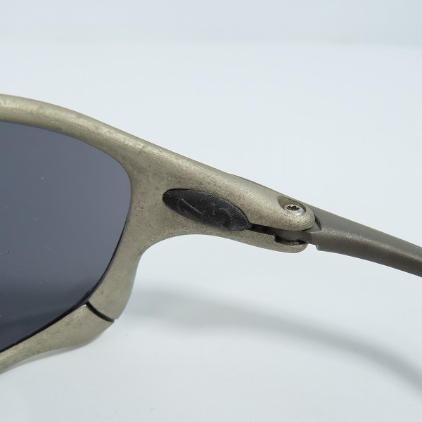 実際に弊社で買取させて頂いたOAKLEY/オークリー X-METAL/エックスメタル XX/ダブルエックス TIO2 サングラス/アイウェア XT006087の画像 4枚目