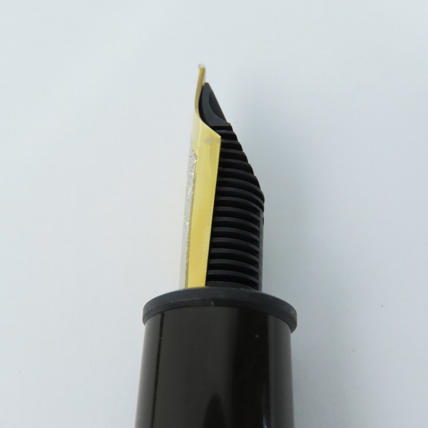 実際に弊社で買取させて頂いた(2)MONTBLANC/モンブラン 作家シリーズ ヘミングウェイ マイスターシュテュック 万年筆ペン先18K-750の画像 2枚目