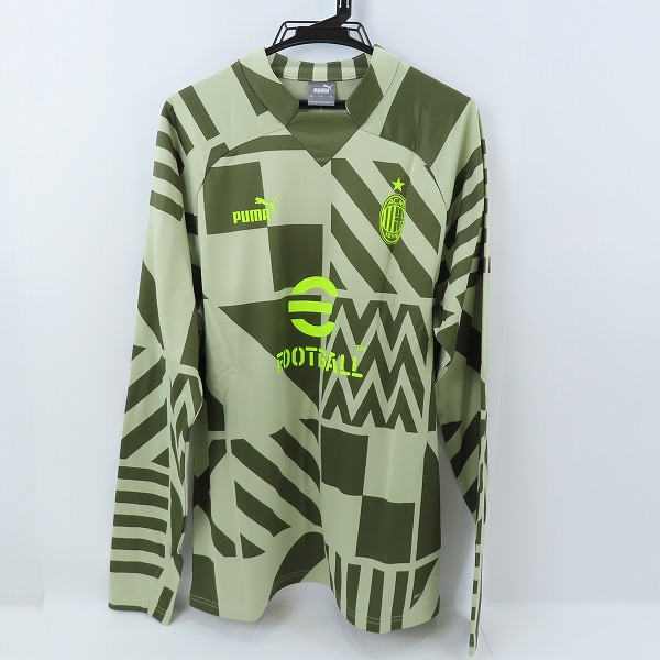 実際に弊社で買取させて頂いた【未使用】PUMA/プーマ 22-23 ACミラン プレマッチ ニットトップ 767550-07/L