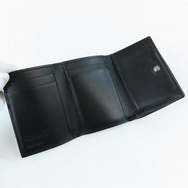 実際に弊社で買取させて頂いたLOEWE/ロエベ アナグラム トライフォールドウォレット 三つ折り財布 C821TR2X02の画像 3枚目