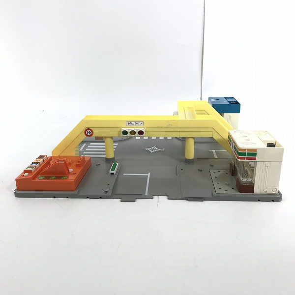 実際に弊社で買取させて頂いた【ジャンク】TAKARA TOMY/タカラトミー トミカタウン ぼくの街のサウンド交差点の画像 2枚目