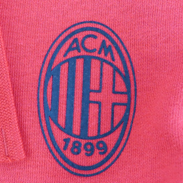 実際に弊社で買取させて頂いた【未使用】PUMA/プーマ ACミラン 21/22 FTBLCULTURE フーデッドスウェットジャケット 764374-01/Mの画像 5枚目