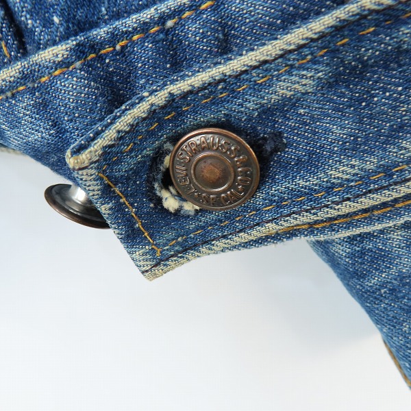 実際に弊社で買取させて頂いたLevi's/リーバイス 70S ボタン裏刻印52/ヴィンテージ/ビンテージ/サークルR 4thデニムジャケットの画像 9枚目