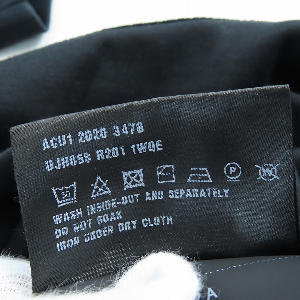 実際に弊社で買取させて頂いた【JPタグ】PRADA/プラダ 胸ポケット 半袖 Tシャツ UJN658 R201 1WQE/Sの画像 5枚目