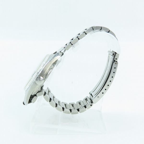 実際に弊社で買取させて頂いたUNIVERSAL GENEVE/ユニバーサルジュネーブ Polerouter DATE/ポールルーター デイト 自動巻きヴィンテージ時計 Ref.869119の画像 2枚目