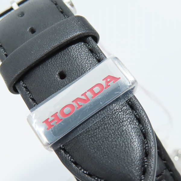 実際に弊社で買取させて頂いた【未使用】CASIO×EDIFICE/カシオ×エディフィス Honda Racing Limited Edition/ホンダレーシング 腕時計 EQW-A2000HR-1AJRの画像 5枚目