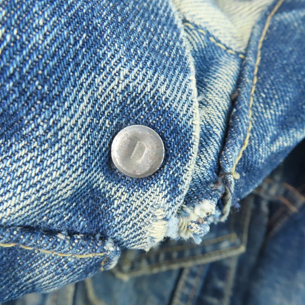 実際に弊社で買取させて頂いたLEVIS/リーバイス 557 60sオリジナル 3rd  ビッグE ボタン裏刻印D デニムジャケット/46の画像 3枚目