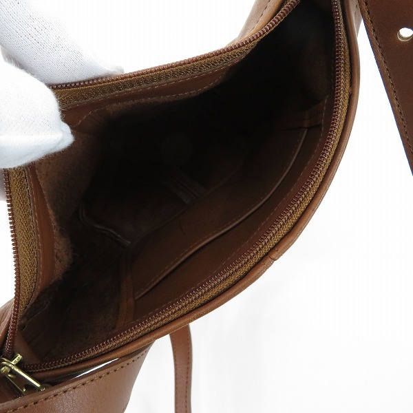実際に弊社で買取させて頂いたCOACH/コーチ オールドコーチ カウハイドレザー ミニショルダーバッグ 4130の画像 4枚目