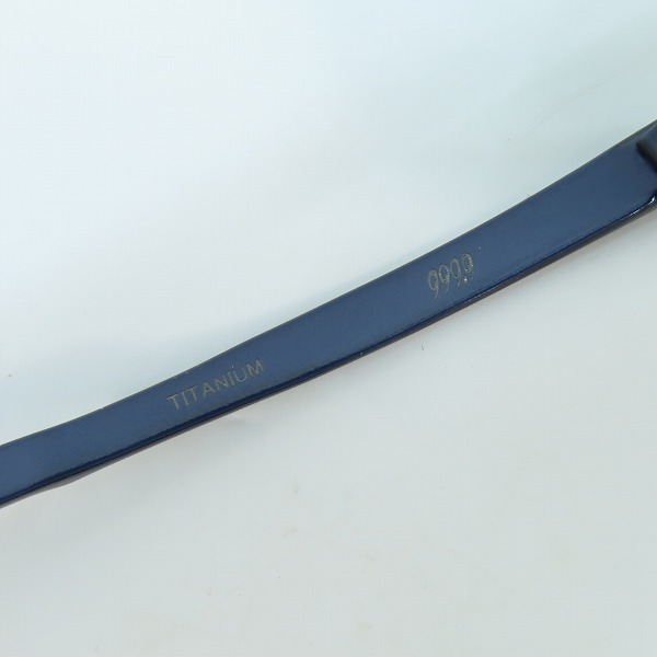 実際に弊社で買取させて頂いた999.9/フォーナインズ 眼鏡/メガネフレーム TITANIUM ミックス/ブラウンデミ  度入り M-23 Col.5207の画像 5枚目