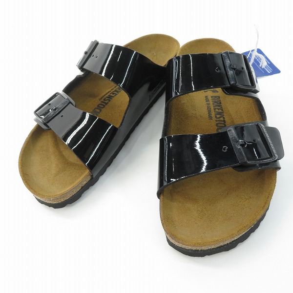 実際に弊社で買取させて頂いた【未使用】BIRKENSTOCK/ビルケンシュトック Arizona/アリゾナ サンダル エナメル 25