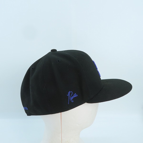 実際に弊社で買取させて頂いたNeedles × NEW ERA × TAKAHIRO MIYASHITA The Soloist/ニードルス×ニューエラ×ソロイスト ロゴ刺繡キャップ 59FIFTY 7-5/8の画像 4枚目