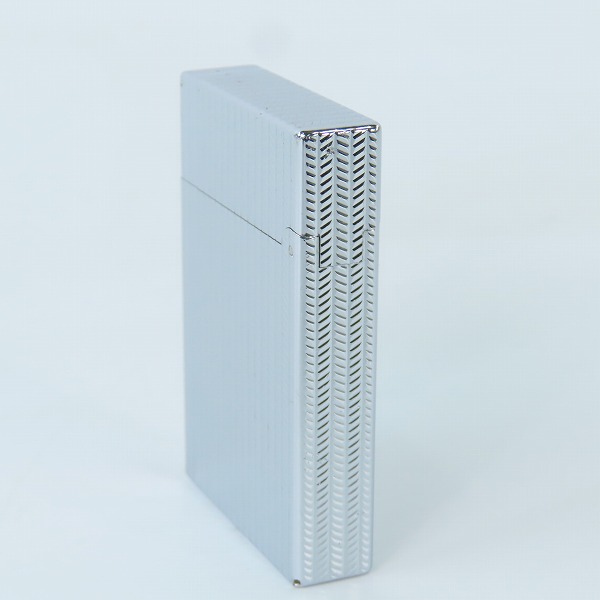 実際に弊社で買取させて頂いたS.T.DuPont/デュポン GATSBY/ギャッツビー シルバーカラー ガスライターの画像 3枚目