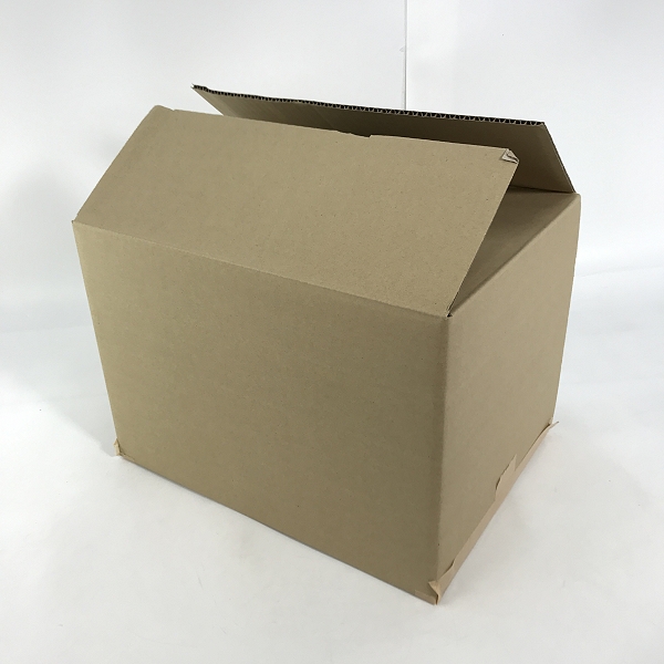 実際に弊社で買取させて頂いた【おまとめ】ナイキ/アンダーアーマー/プーマ 等 ジップアップジャケット/トレーニングウェア 他の画像 2枚目