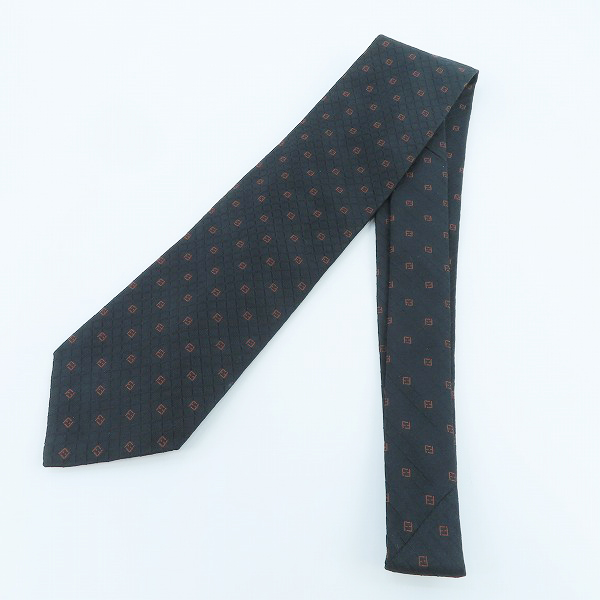 実際に弊社で買取させて頂いたFENDI/フェンディ ロゴ総柄 ネクタイ