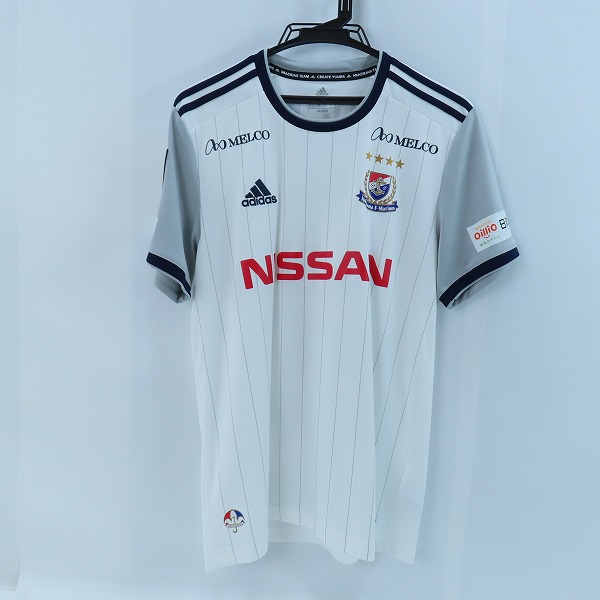 実際に弊社で買取させて頂いたadidas/アディダス 横浜・F・マリノス 2020年 アウェイユニフォーム ゲームシャツ #23 仲川輝人/CE8714/Lの画像 0枚目