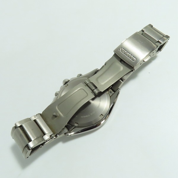 実際に弊社で買取させて頂いたCITIZEN/シチズン エコドライブ  チタン デイト 腕時計 E820-S096081【動作未確認】の画像 3枚目