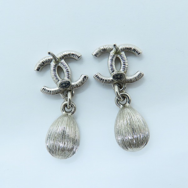 実際に弊社で買取させて頂いたCHANEL/シャネル ココマーク ラインストーン ドロップピアスの画像 3枚目