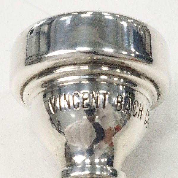 実際に弊社で買取させて頂いたVINCENT BACH/ヴィンセントバック 2-1/2C コルネット用 マウスピースの画像 1枚目