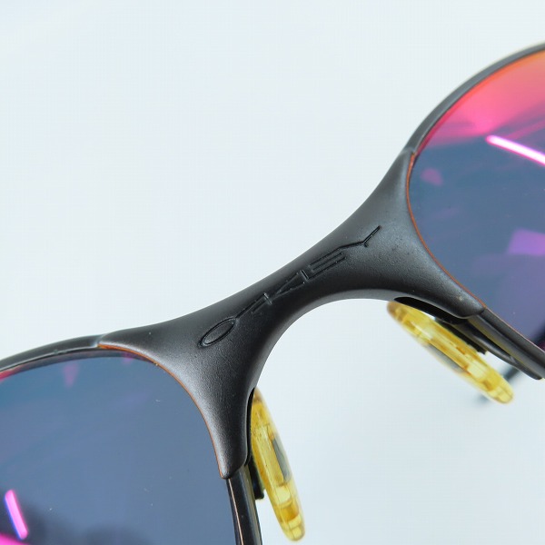 実際に弊社で買取させて頂いたOAKLEY/オークリー A Wire 2.0 サングラス 05-682の画像 5枚目