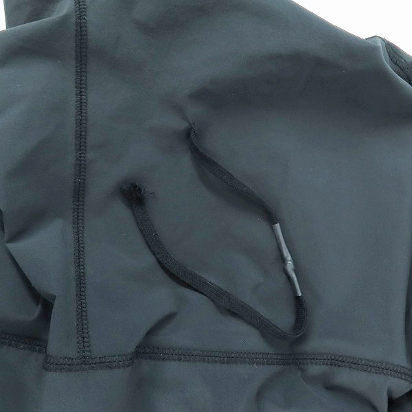 実際に弊社で買取させて頂いた11 by Boris Bidjan Saberi/イレブンバイボリスビジャンサベリ ナイロンジャケット 11X064/Lの画像 6枚目