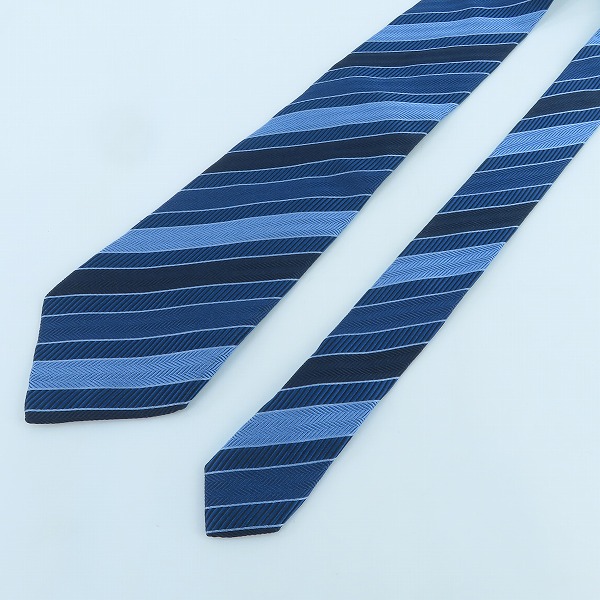 実際に弊社で買取させて頂いたETRO/エトロ 総柄 ネクタイの画像 1枚目