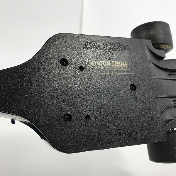 実際に弊社で買取させて頂いたミニチャンプス Ayrton Senna RACING CAR COLLECTION アイルトン・セナ Williams FW 16 Renault/ルノー 1/18 ミニカーの画像 5枚目