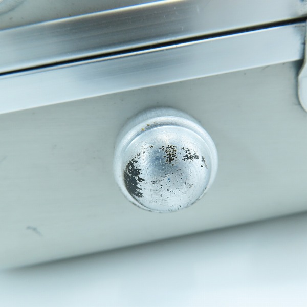 実際に弊社で買取させて頂いたZERO HALLIBURTON/ゼロハリバートン ジェラルミン ガンケースの画像 9枚目