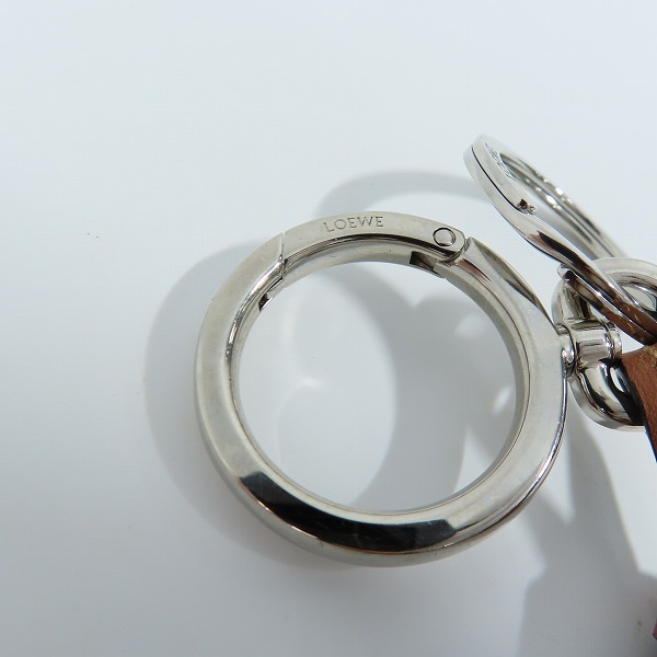実際に弊社で買取させて頂いたLOEWE/ロエベ アナグラム バッグチャーム カーフ キーホルダー/キーリングの画像 4枚目