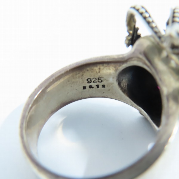 実際に弊社で買取させて頂いたJUSTIN DAVIS/ジャスティンデイビス ESSENTIAL SKUL/エッセンシャルスカルリング SRJ155 w/ルビー 25号の画像 7枚目