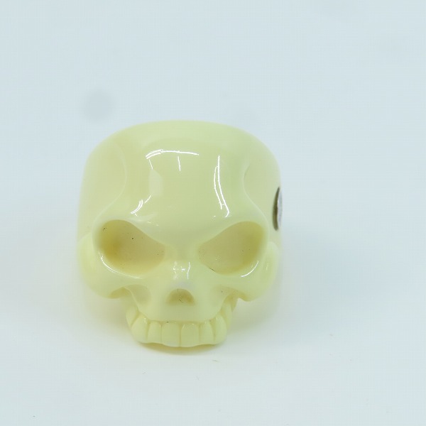 実際に弊社で買取させて頂いたGARNI/ガルニ アクリル スカルリング ホワイト 18号の画像 1枚目